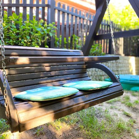 Holibobos Year Round Cottage In Kamien By The Lake Only 30 Minutes From Gdansk And Gdynia المظهر الخارجي الصورة